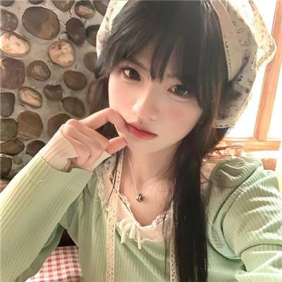 战火中的小狐狸